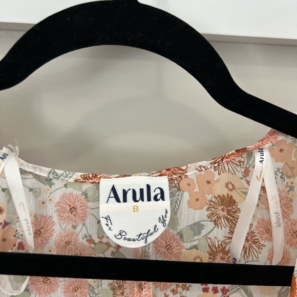 Arula 2XL Floral Kimono - Picture 4 of 7